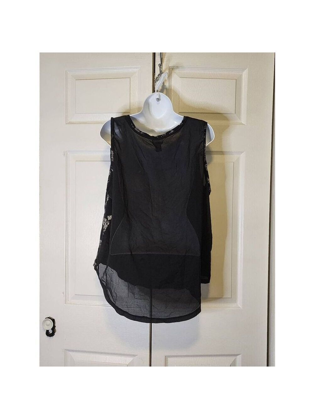 Old Navy Black Tank - Picture 3 of 4